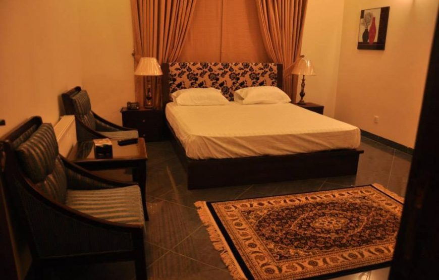 Reina Boutique Hotel – G9
