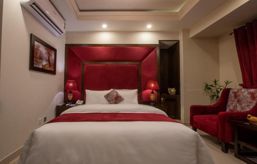 Deluxe King Room