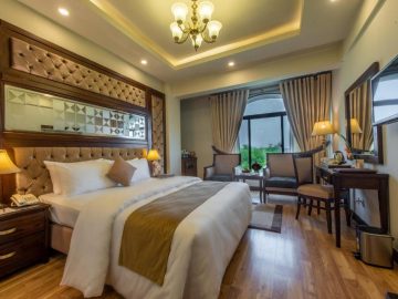 Envoy Continental Hotel