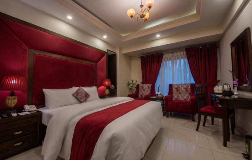 Deluxe King Room